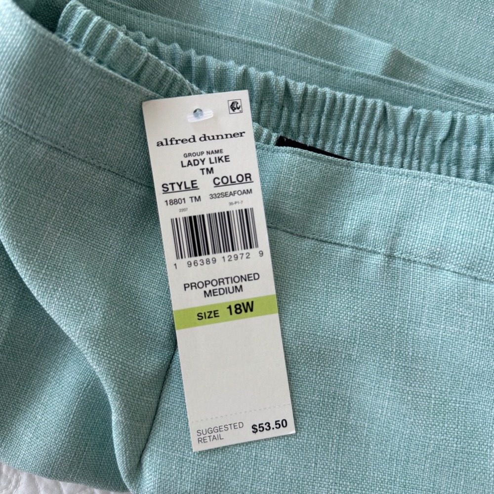 Alfred Dunner Seafoam Green Classic Fit Pants Womens 18W Elastic Waist Textured - Picture 7 of 7